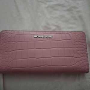 Michael Kors wallet